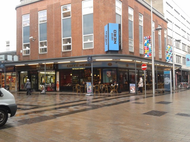 702211_10151339638926112_335460418_n